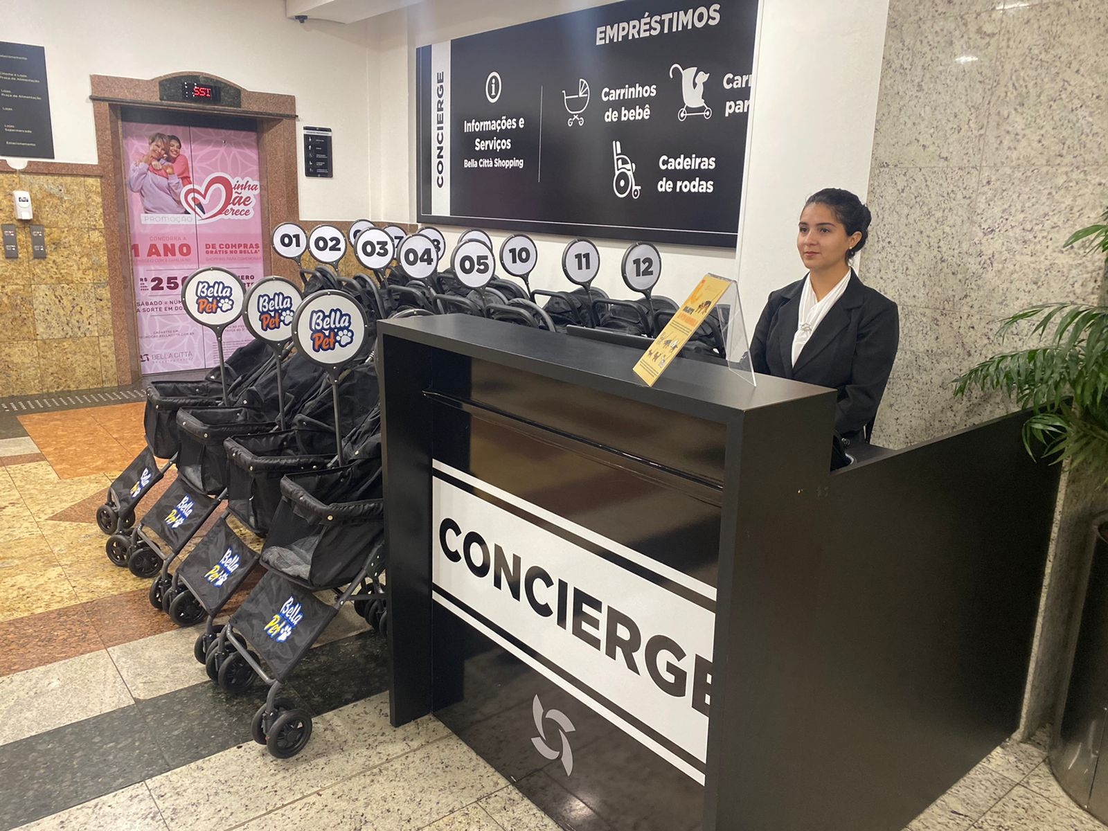 Bella Città reabre concierge com nova frota de carrinhos de bebê e pet