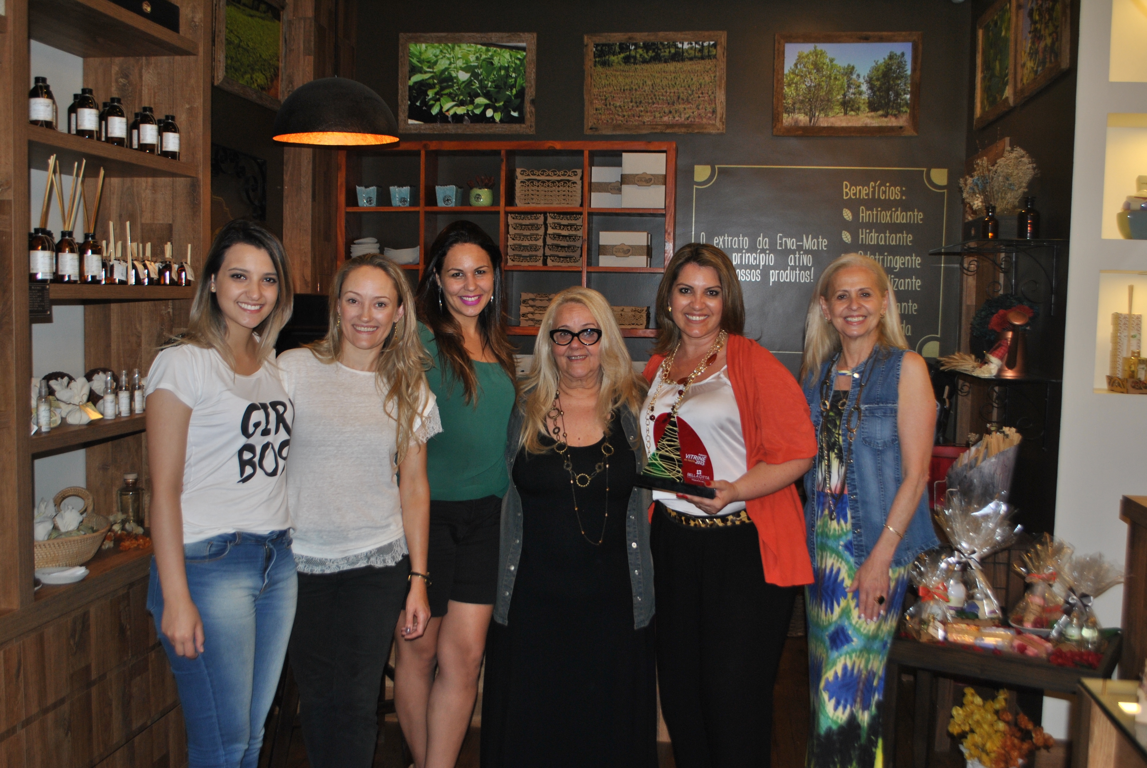 Armazém Seivailex vence concurso “A Melhor Vitrine de Natal” do Bella Città Shopping
