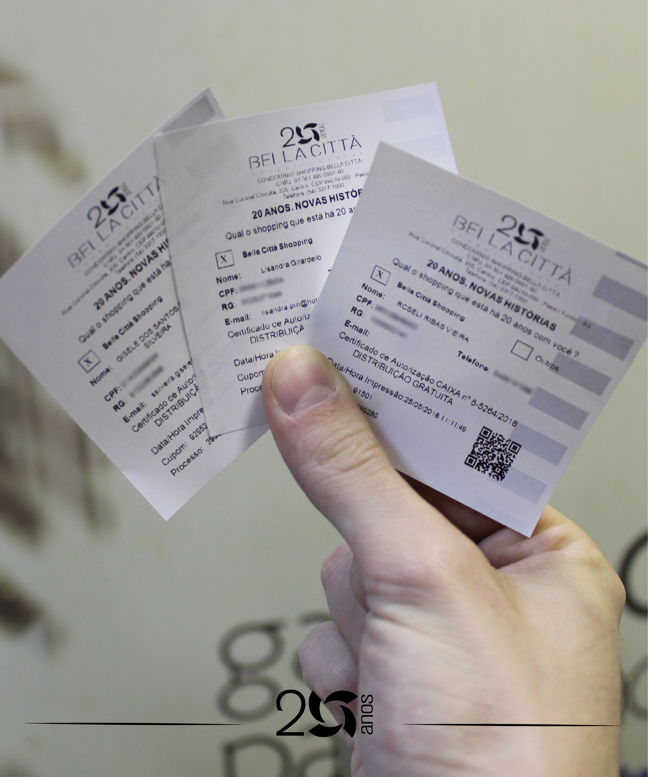Promoção de 20 anos presenteia 3 clientes
