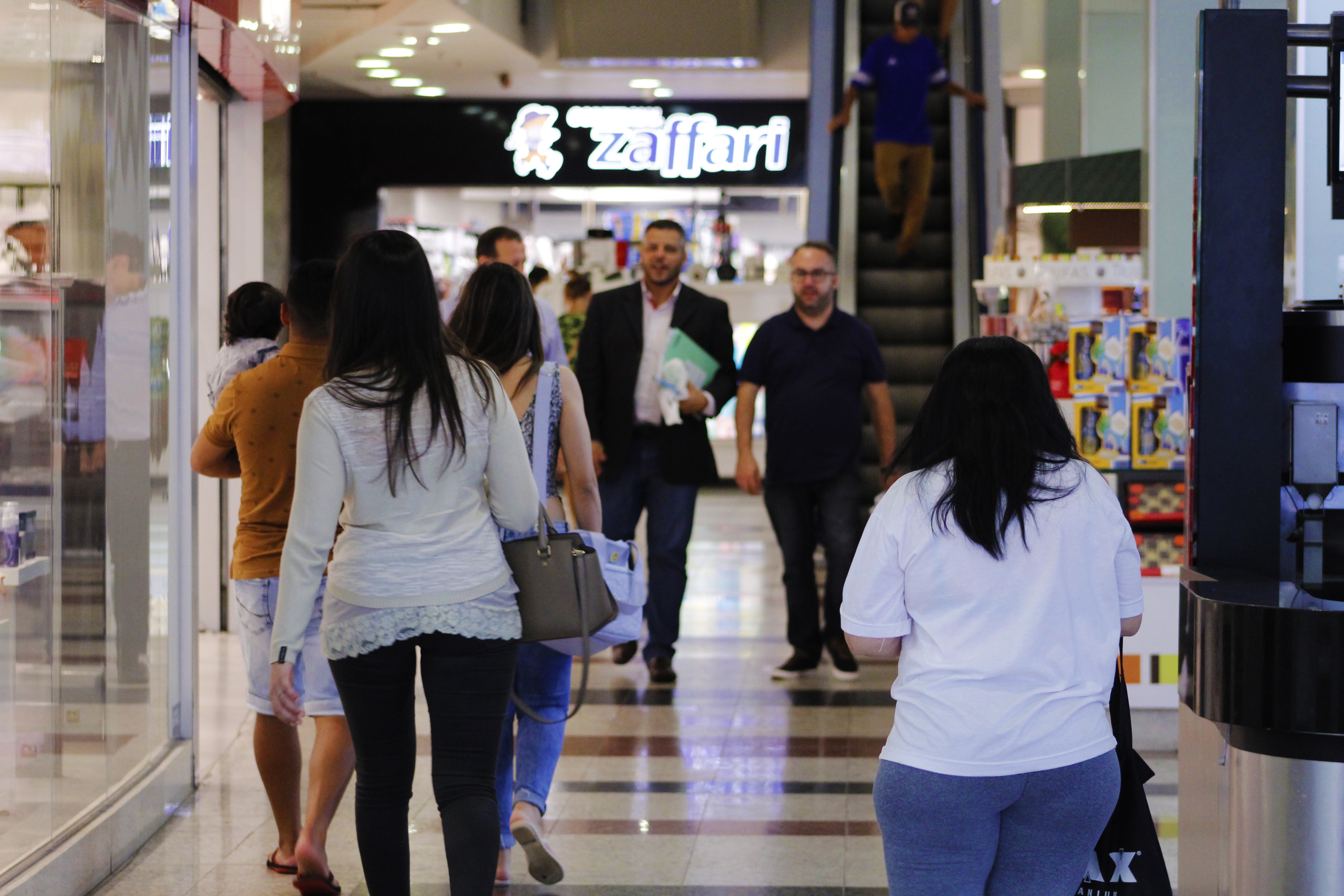 Vendas em maio registram aumento de 13%