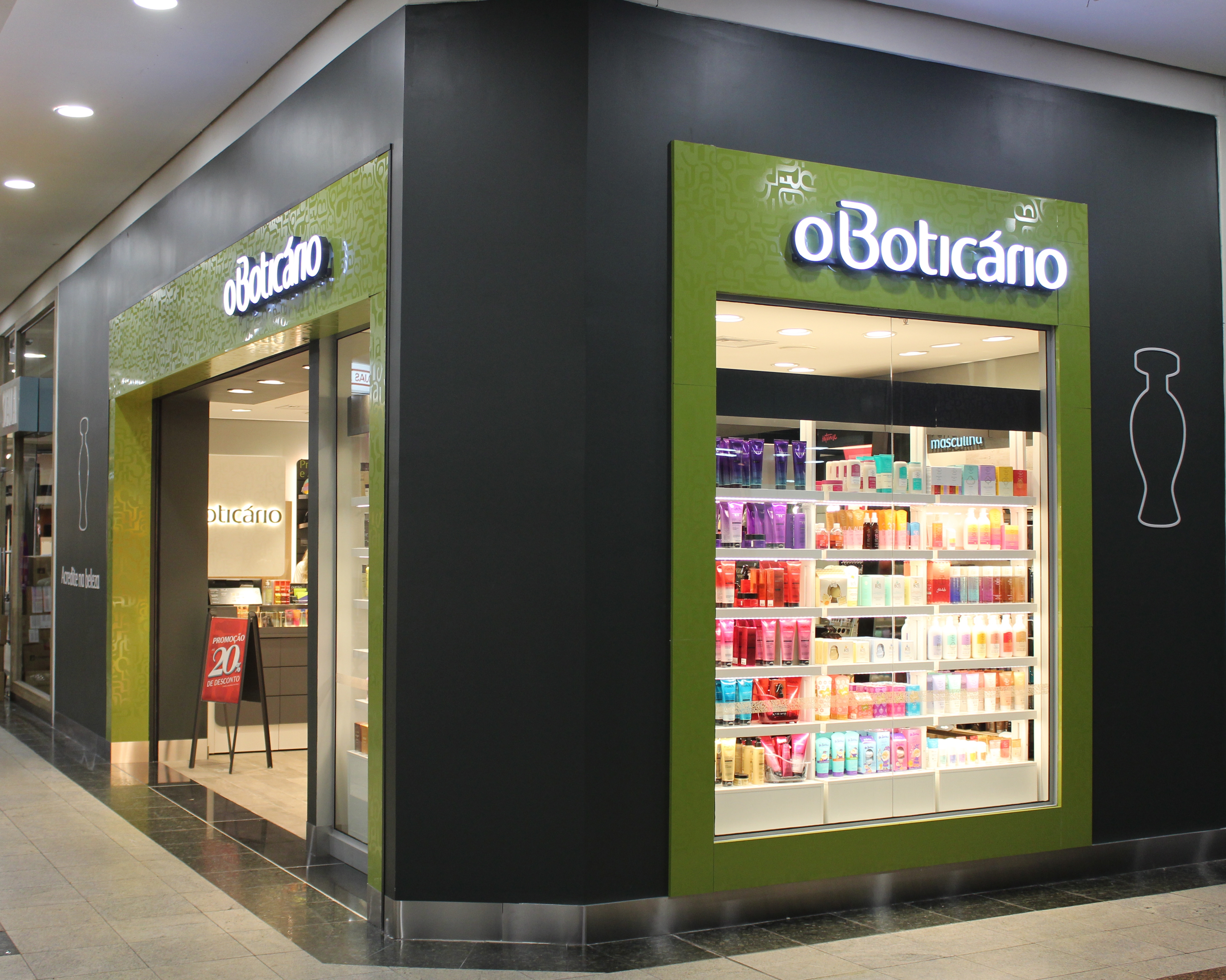Com modelo moderno e inovador, o Boticário reabre no Bella Città Shopping