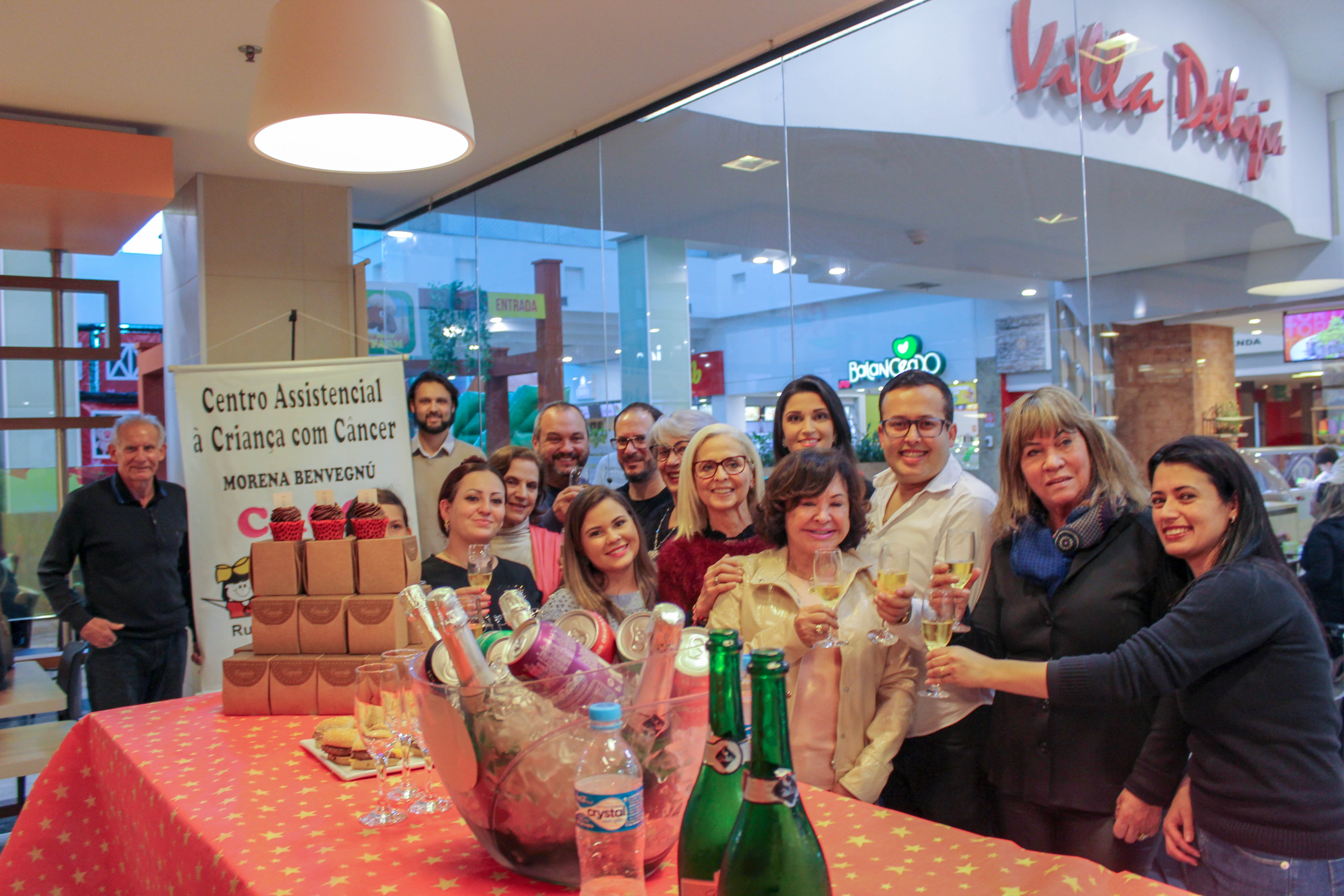 HAPPY HOUR LANÇOU CAMPANHA DO MCDIA FELIZ NO BELLA CITTÀ SHOPPING