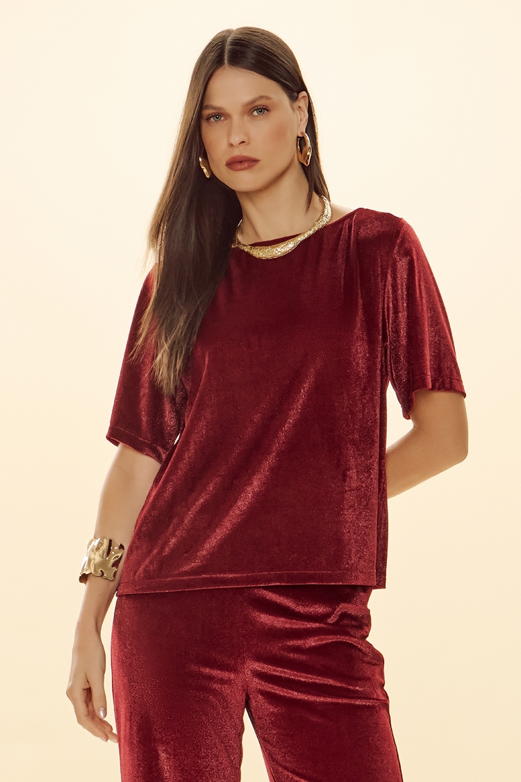 Blusa gola canoa
